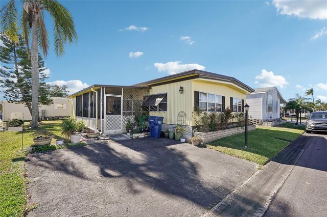 5316 53RD AVENUE E H2, Bradenton, FL 34203