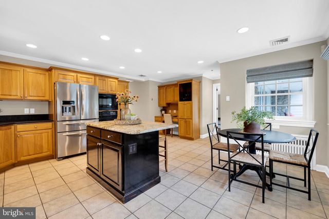 558 BROWNSVILLE RD, Sinking Spring, PA 19608