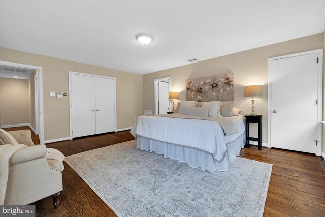 558 BROWNSVILLE RD, Sinking Spring, PA 19608