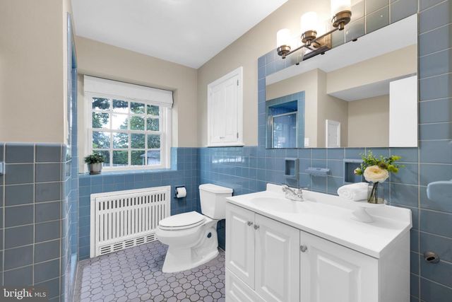 558 BROWNSVILLE RD, Sinking Spring, PA 19608
