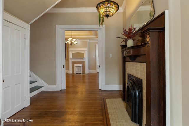519 W Hill St, Louisville, KY 40208