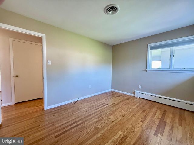 623 W MAIN ST, Hummelstown, PA 17036