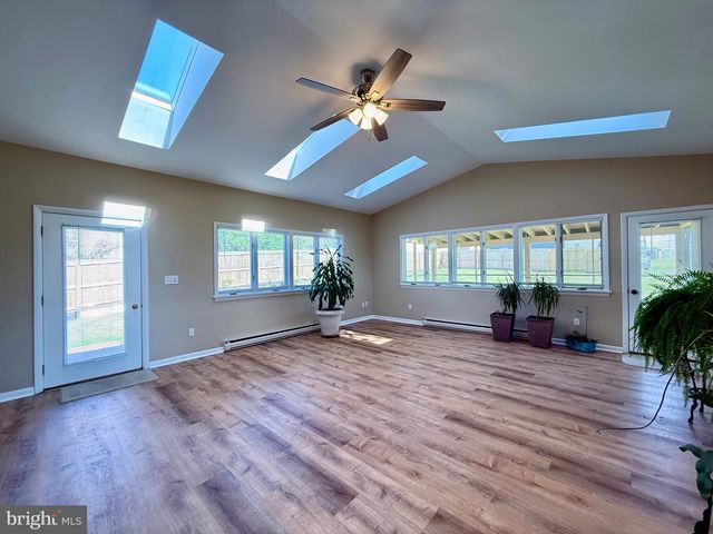623 W MAIN ST, Hummelstown, PA 17036