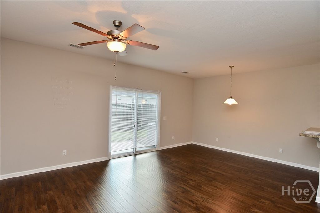 Image 2 of property listing at 45 Walker Court, Richmond Hill, GA 31324