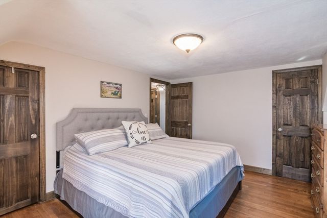 77 Lindbergh Blvd, Westfield, MA 01085