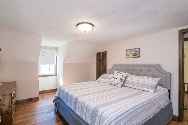 77 Lindbergh Blvd, Westfield, MA 01085