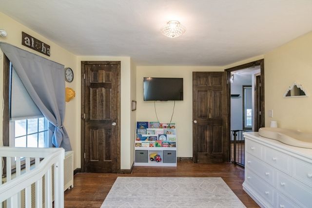 77 Lindbergh Blvd, Westfield, MA 01085