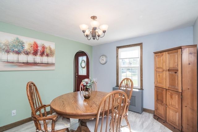 77 Lindbergh Blvd, Westfield, MA 01085