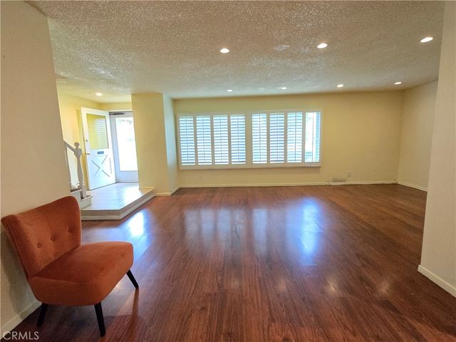 3500 W Manchester 337, Inglewood, CA 90305