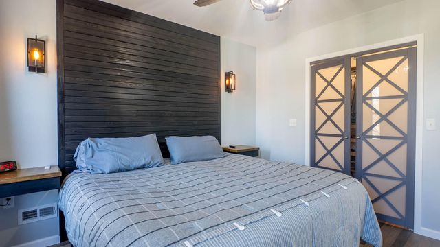 402 E 6th Street, Willow Springs, MO 65793