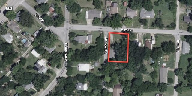 402 E 6th Street, Willow Springs, MO 65793