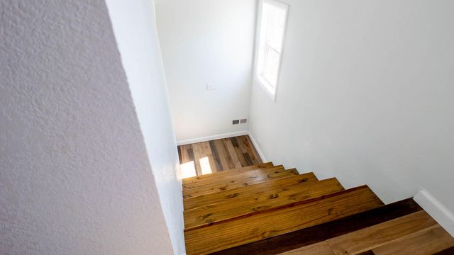 402 E 6th Street, Willow Springs, MO 65793