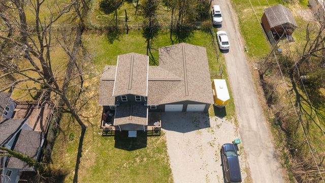 402 E 6th Street, Willow Springs, MO 65793