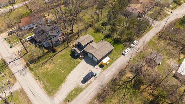 402 E 6th Street, Willow Springs, MO 65793