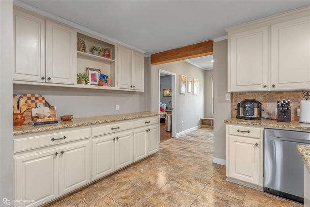 1108 Buckhall Road, Bossier City, LA 71111