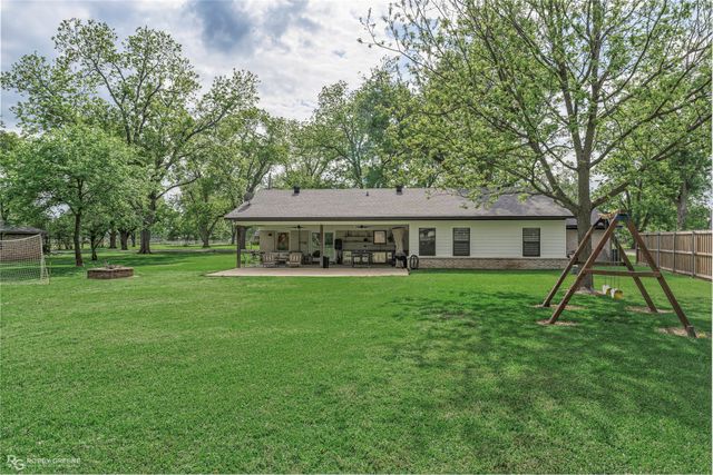 1108 Buckhall Road, Bossier City, LA 71111