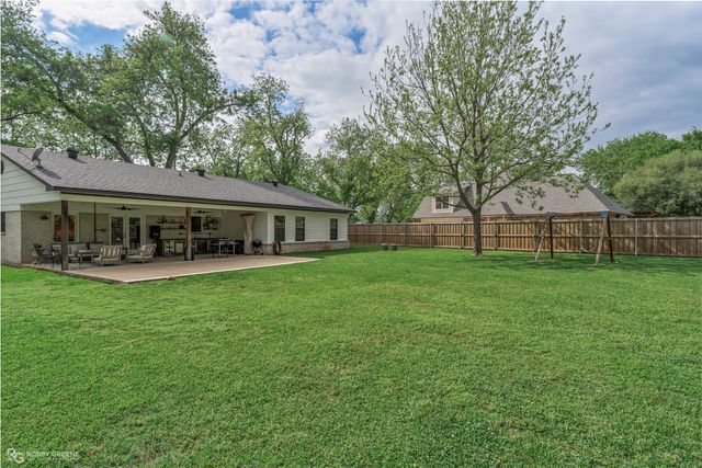 1108 Buckhall Road, Bossier City, LA 71111