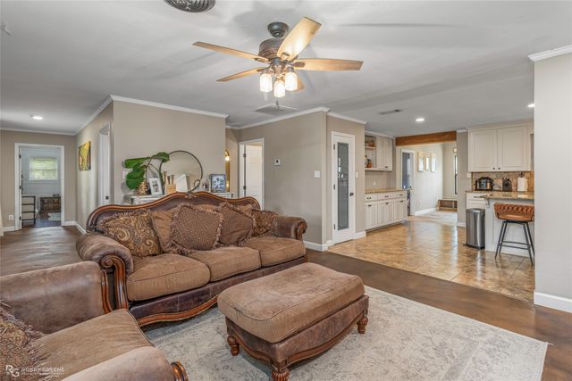 1108 Buckhall Road, Bossier City, LA 71111