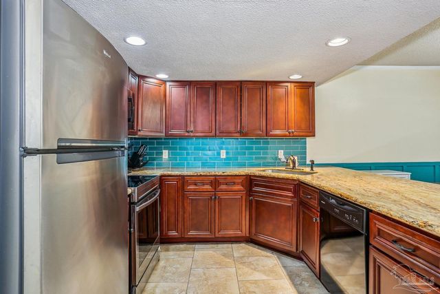 4613 Lennox Pl, Pensacola, FL 32514