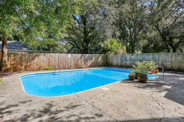 4613 Lennox Pl, Pensacola, FL 32514