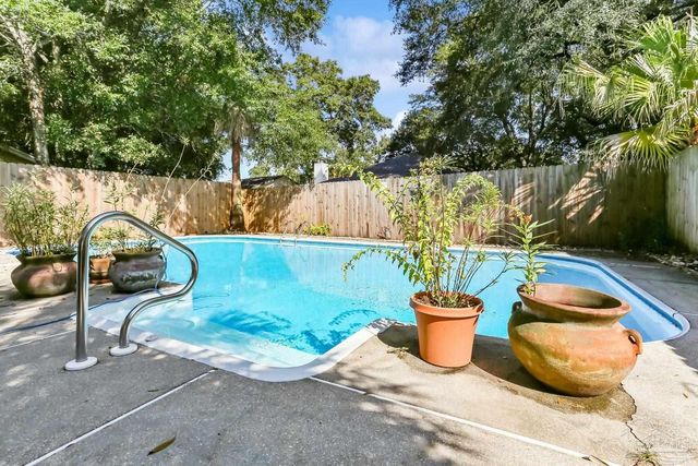 4613 Lennox Pl, Pensacola, FL 32514