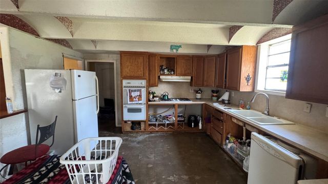 4717 17th Street, Bacliff, TX 77518