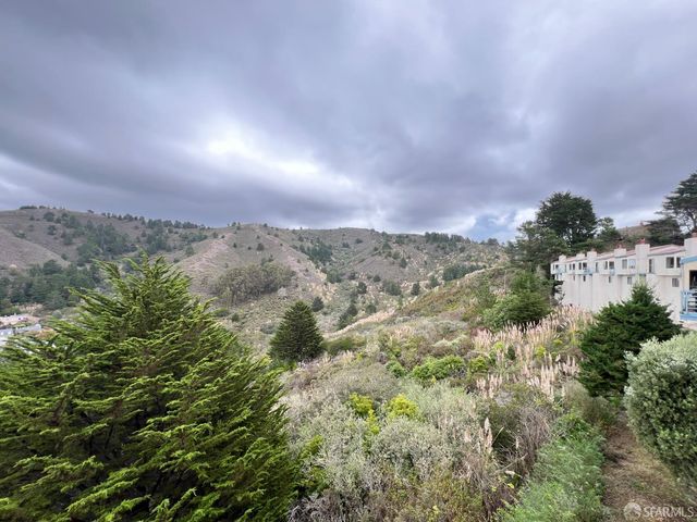 945 Fassler Avenue, Pacifica, CA 94044