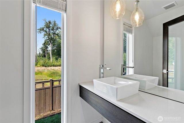 35615 56th Avenue S, Auburn, WA 98001