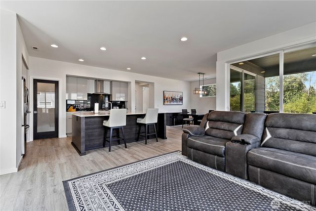 35615 56th Avenue S, Auburn, WA 98001