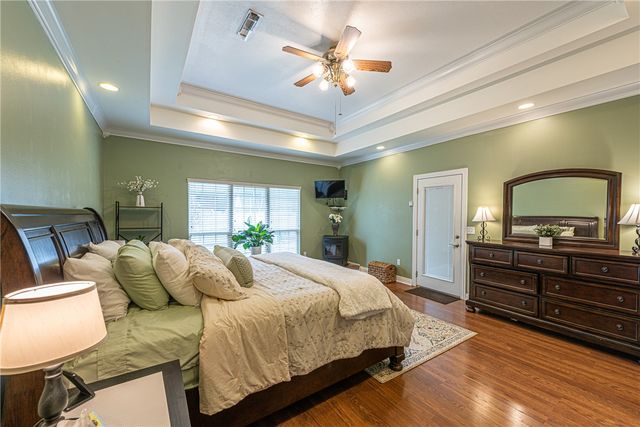 516 Brandy Station Drive, Fayetteville, AR 72704