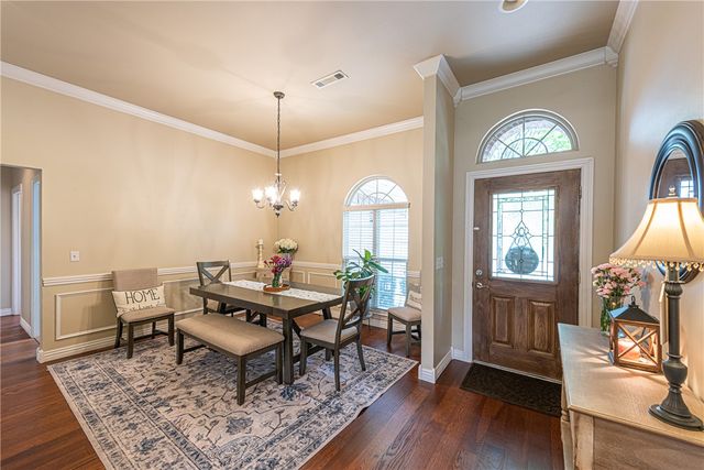 516 Brandy Station Drive, Fayetteville, AR 72704