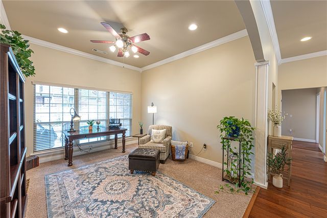 516 Brandy Station Drive, Fayetteville, AR 72704