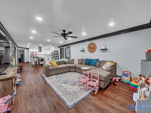 1453 South Broad Street, Albertville, AL 35950