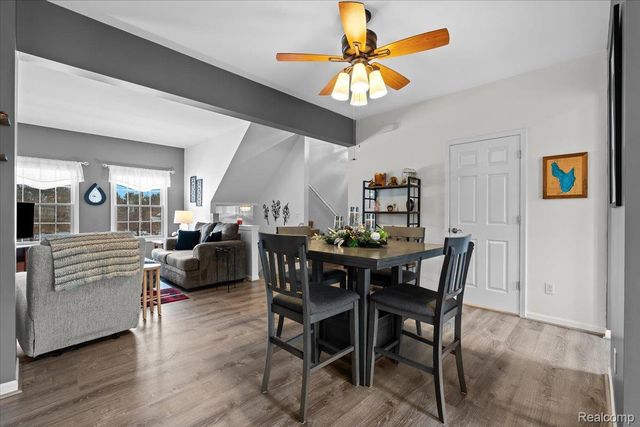 732 Eagle Drive, Fenton, MI 48430