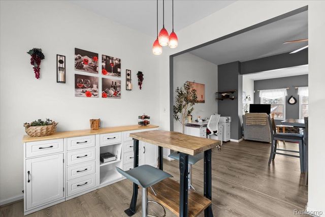 732 Eagle Drive, Fenton, MI 48430