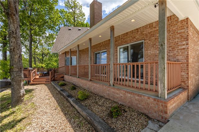 15100 Railroad Cut Road, Rogers, AR 72756