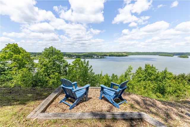 15100 Railroad Cut Road, Rogers, AR 72756