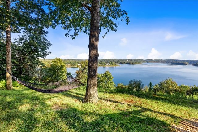 15100 Railroad Cut Road, Rogers, AR 72756