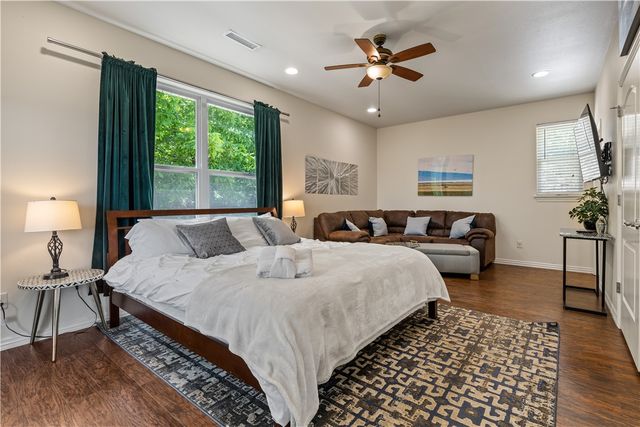 15100 Railroad Cut Road, Rogers, AR 72756