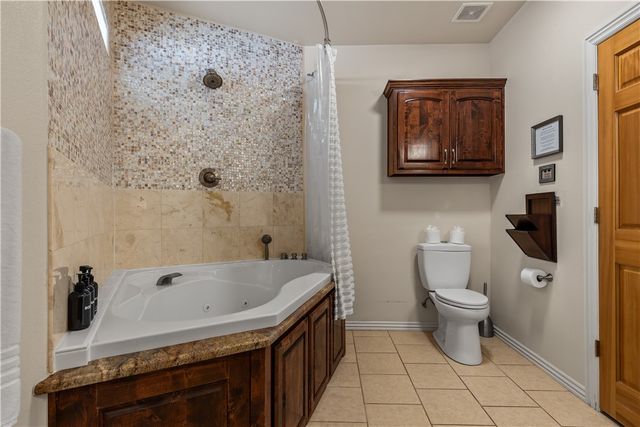 15100 Railroad Cut Road, Rogers, AR 72756