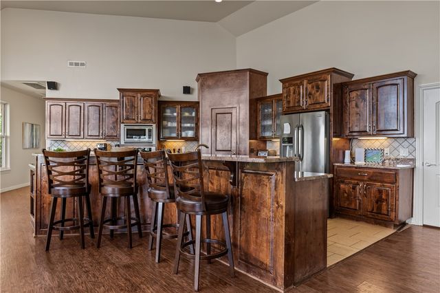 15100 Railroad Cut Road, Rogers, AR 72756