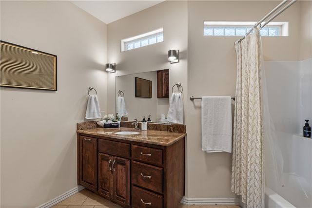 15100 Railroad Cut Road, Rogers, AR 72756