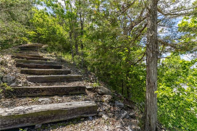 15100 Railroad Cut Road, Rogers, AR 72756
