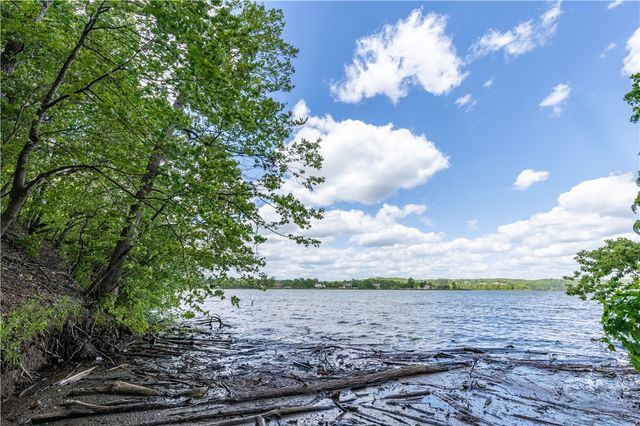 15100 Railroad Cut Road, Rogers, AR 72756