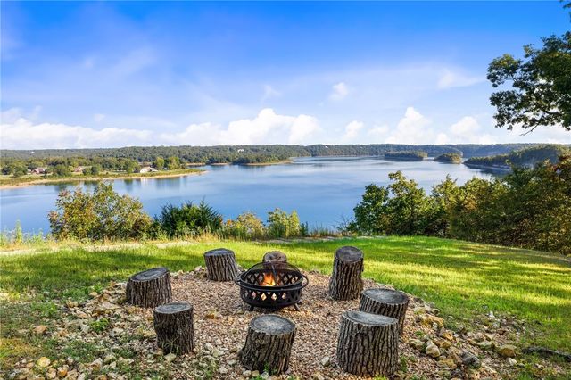 15100 Railroad Cut Road, Rogers, AR 72756