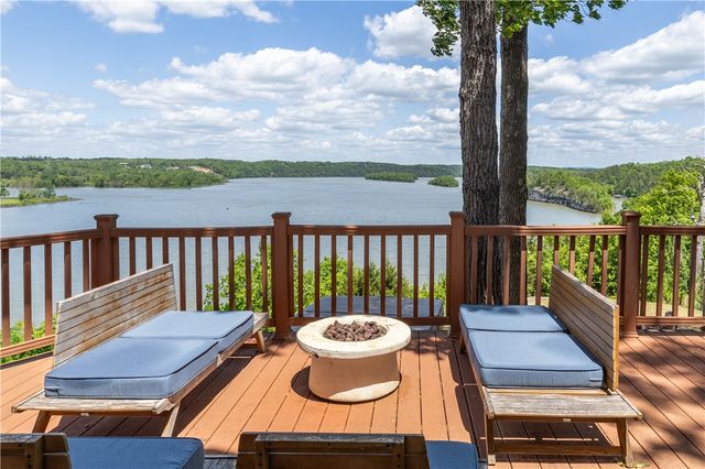 15100 Railroad Cut Road, Rogers, AR 72756