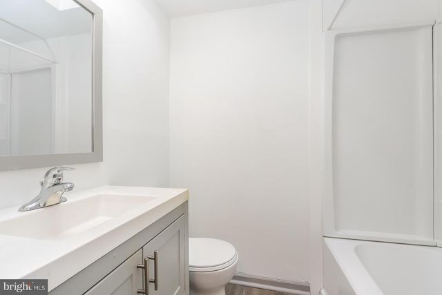 514 8TH AVE, Folsom, PA 19033