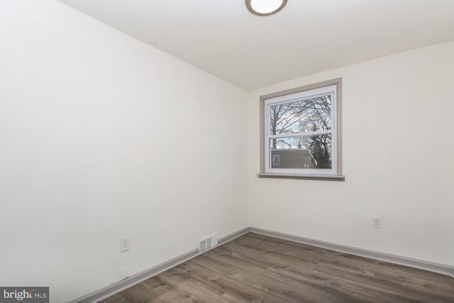 514 8TH AVE, Folsom, PA 19033