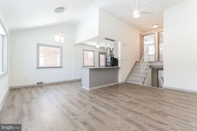 514 8TH AVE, Folsom, PA 19033