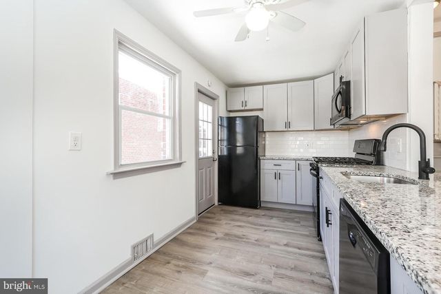 514 8TH AVE, Folsom, PA 19033